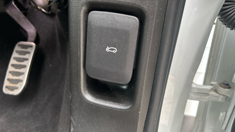 Land Rover Range Rover Evoque 1.5 P300e R-Dynamic S 5dr Auto Hatchback